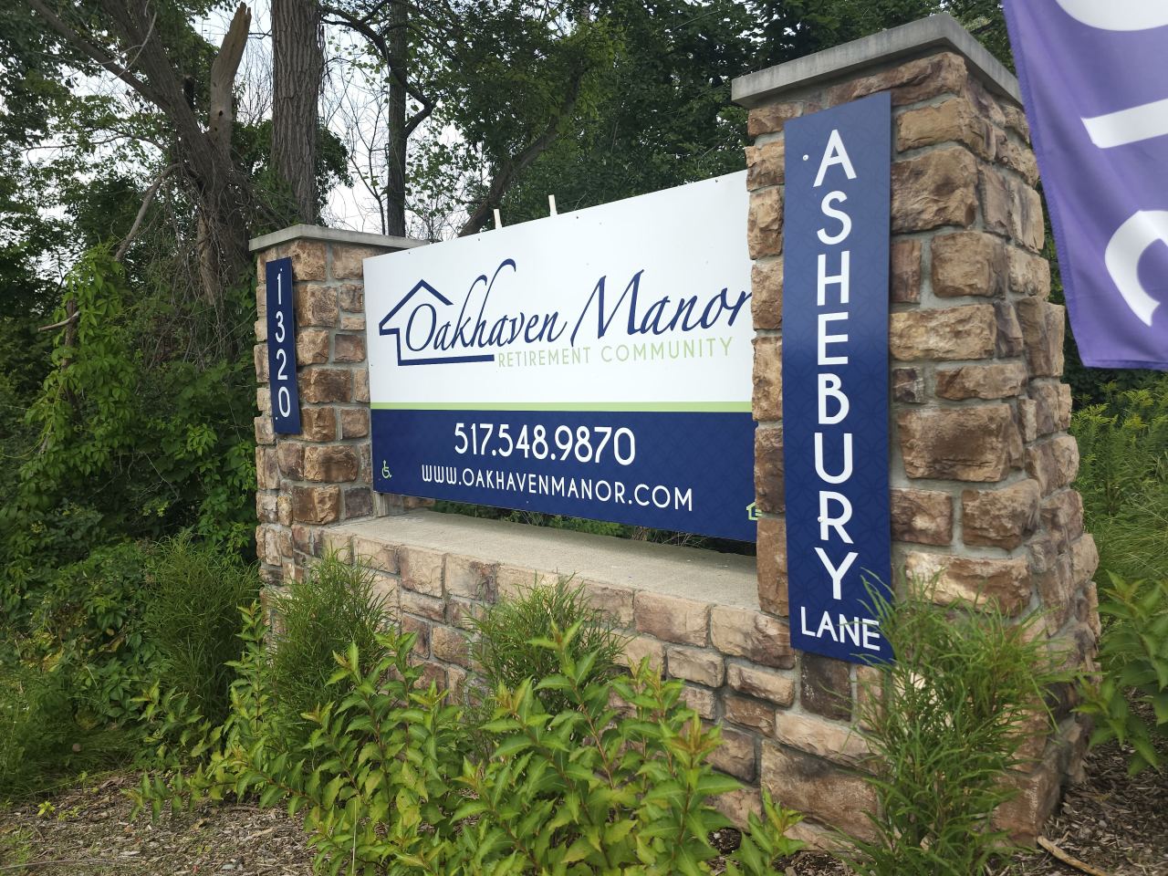 Oakhaven Manor - Senior Living Image 50
