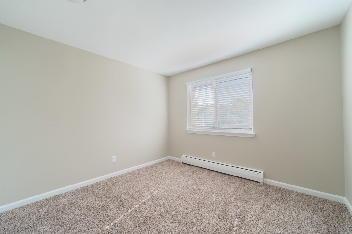 Shoreview Apartments Image 14