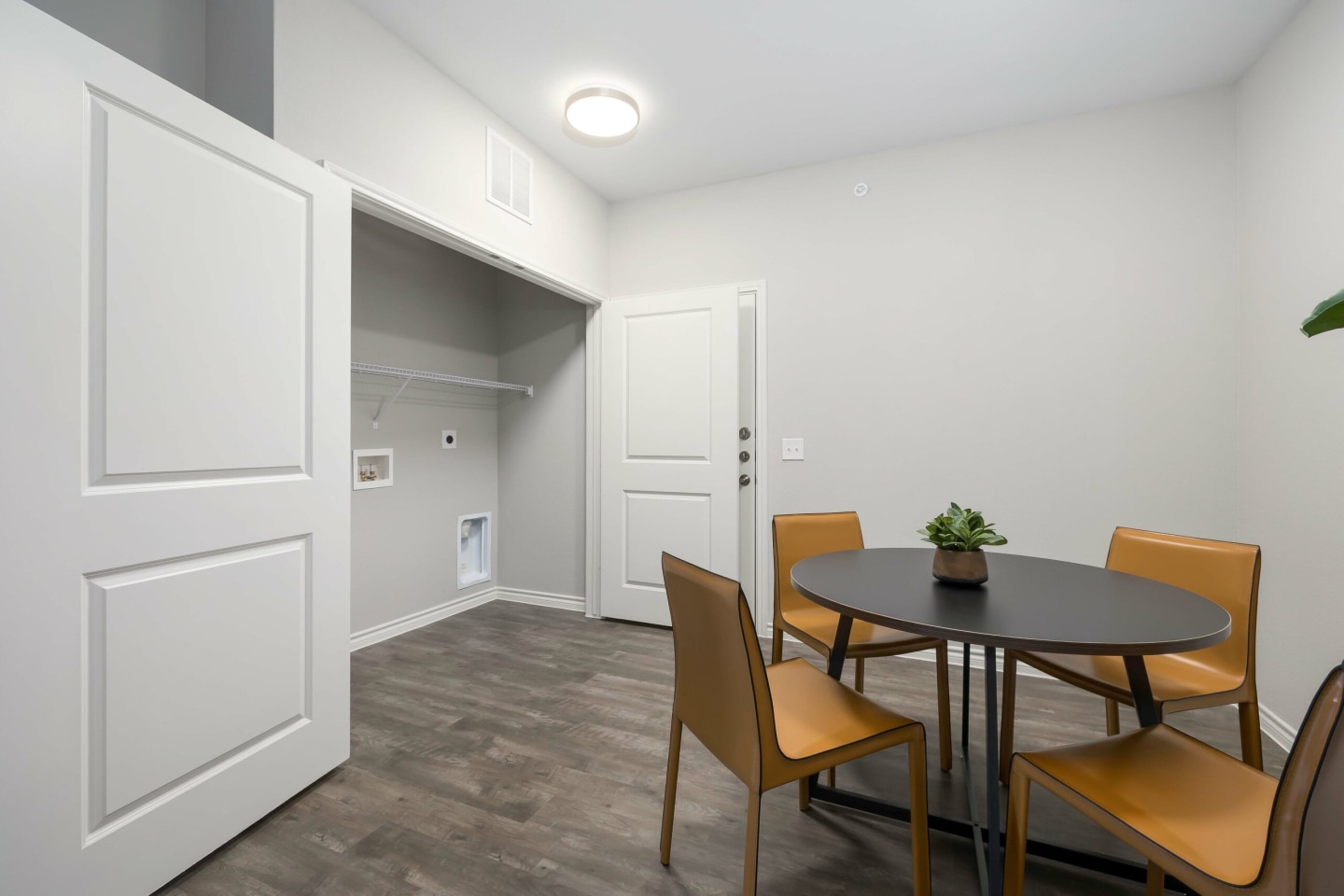Riverstone Apartments - Affordable Housing Image 16