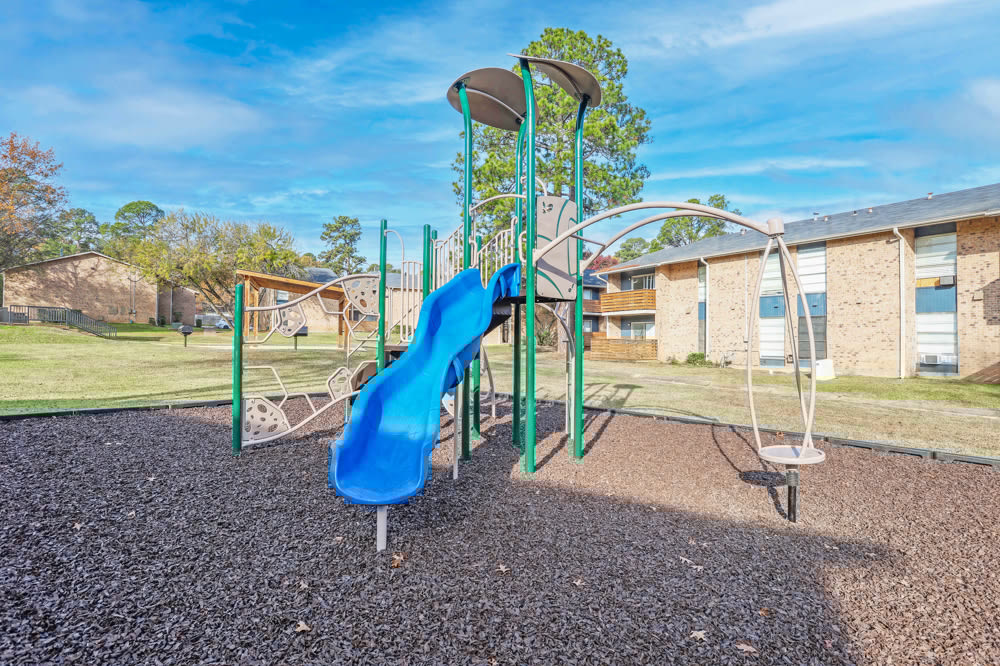 Scenic Pines Image 22