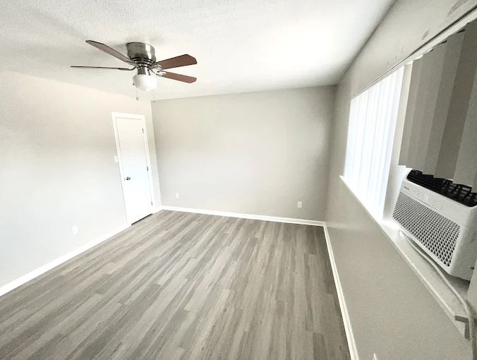 Meridian Mansions Image 4