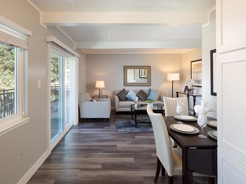 Aloha Apartments Image 4