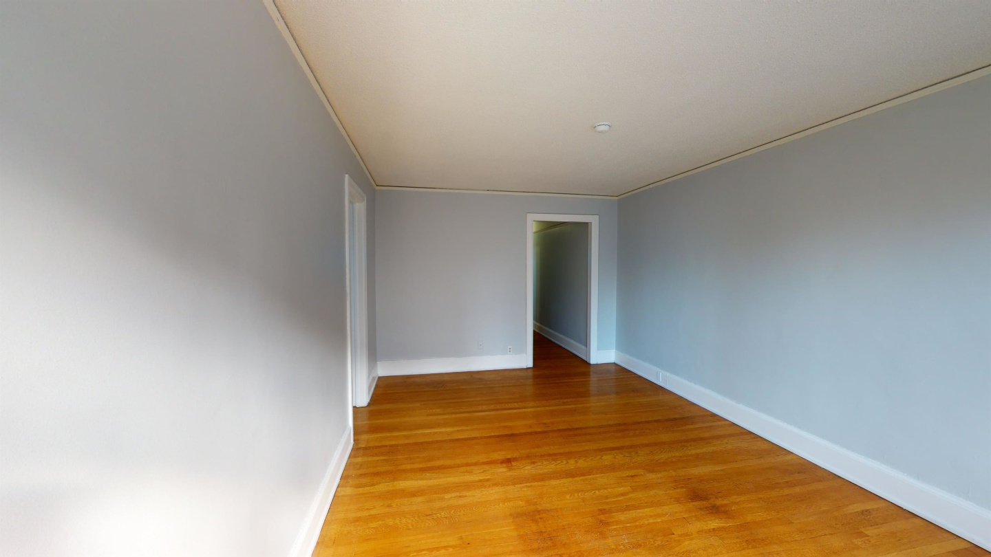 1165 Delaware Image 6