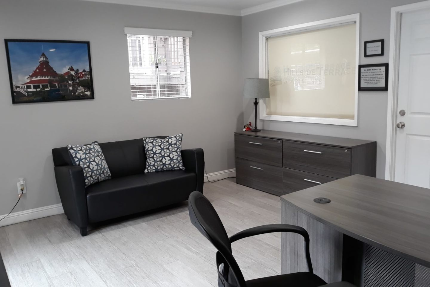 Hillside Terrace Image 12