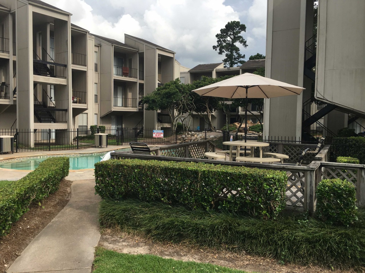 Fountain Woods Apartments Image 16