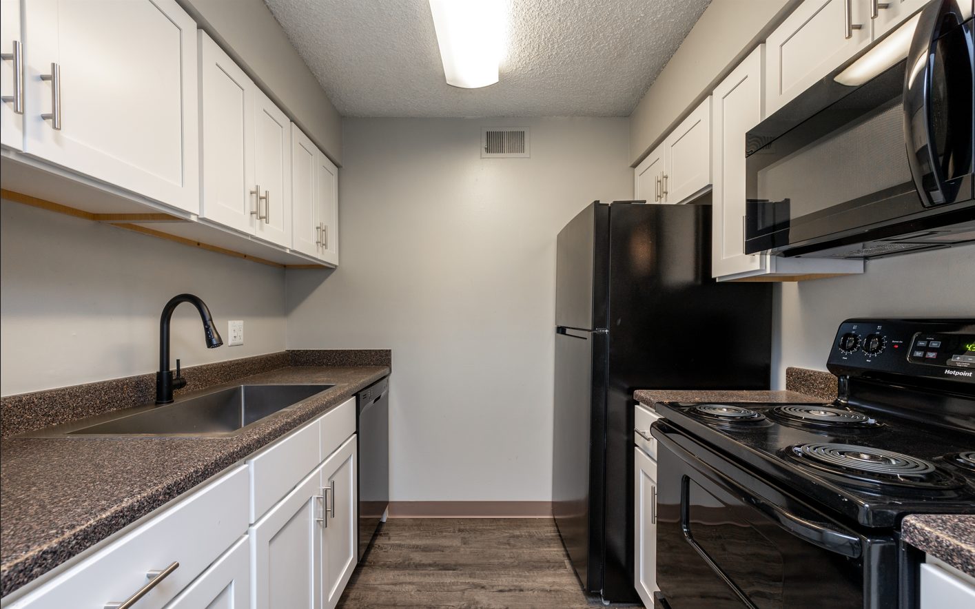 Emerald Hills Apartments Image 23