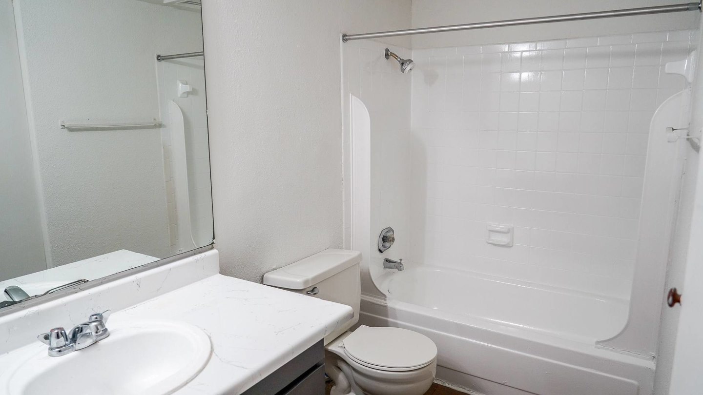 Trenton Place Image 1