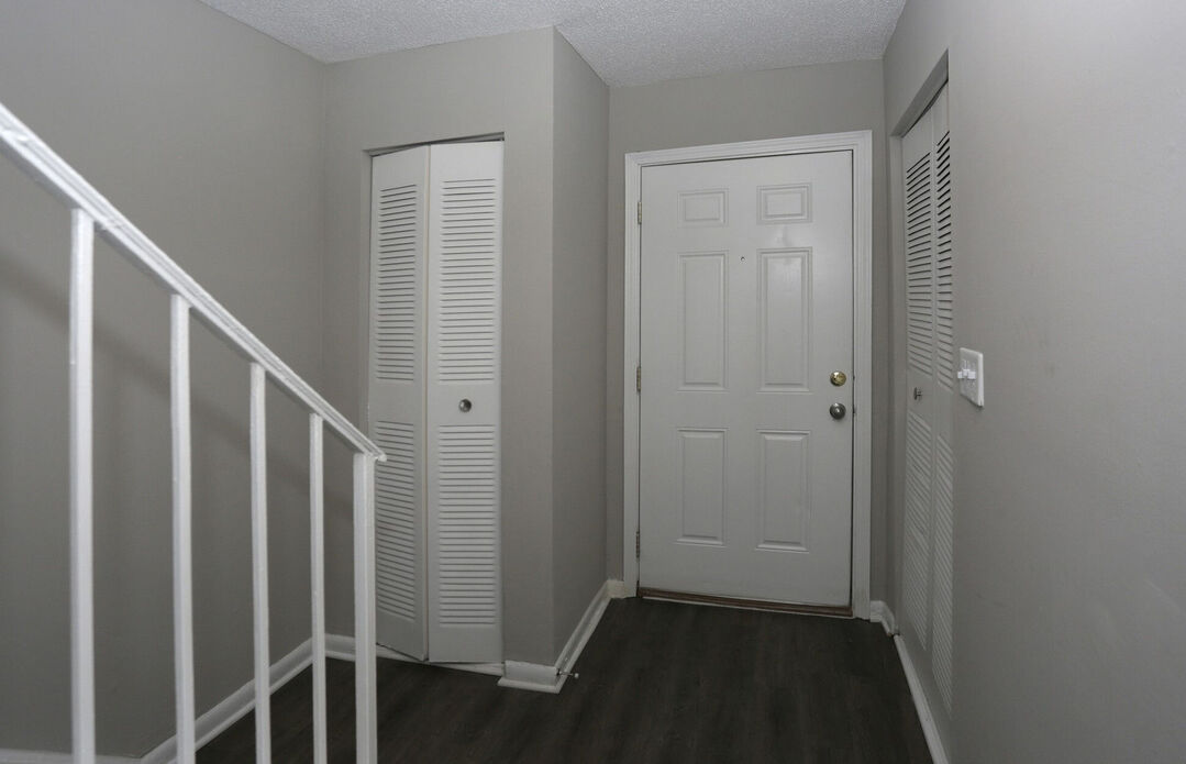 Copperfield Apartments Image 9