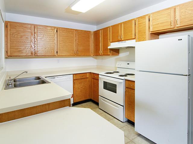 Eastbrook Apartments Image 4