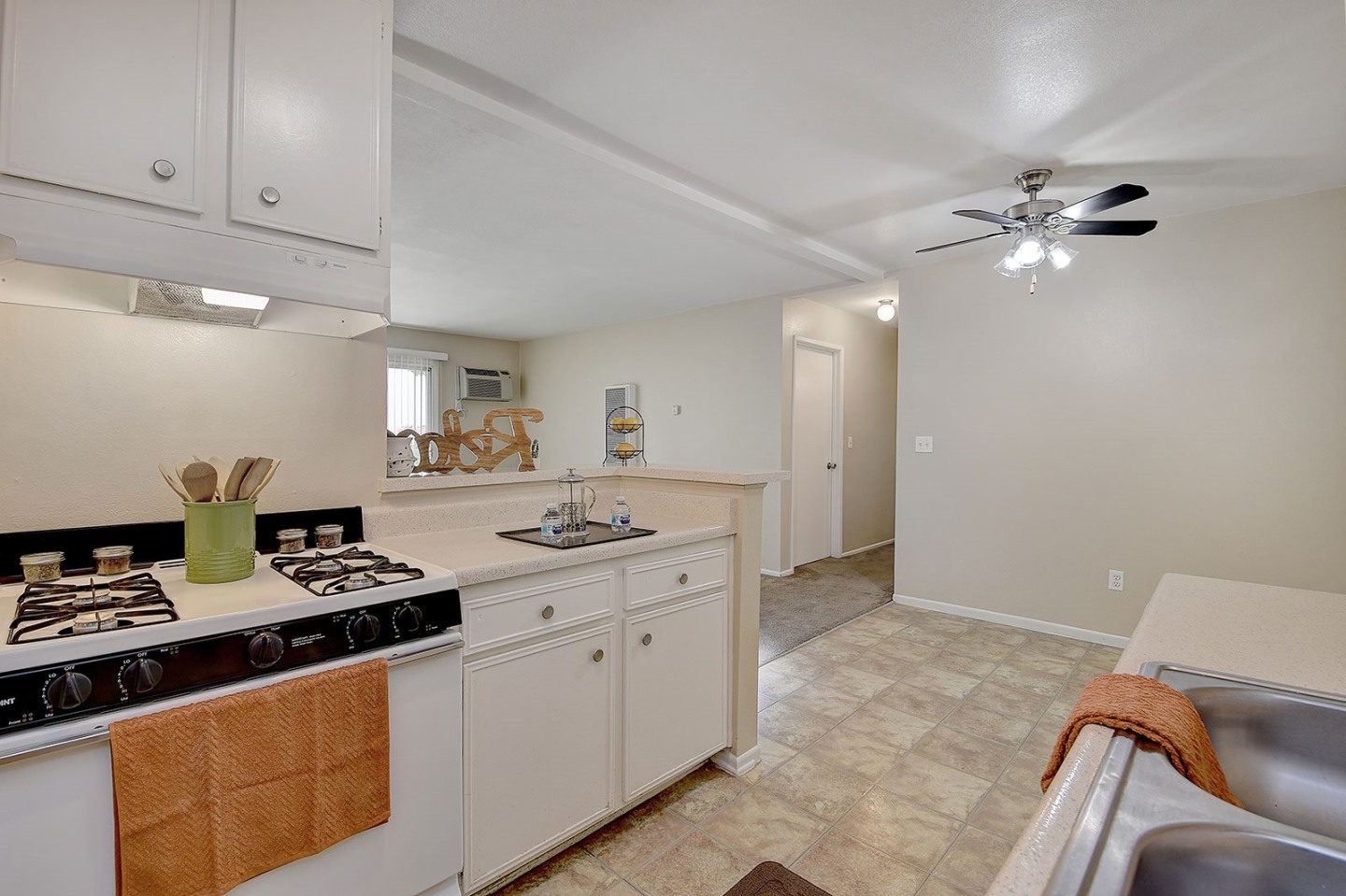 Pine Meadows Apartments Image 3