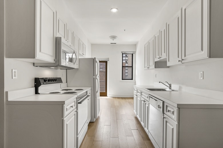 1300 Chestnut Street Image 30