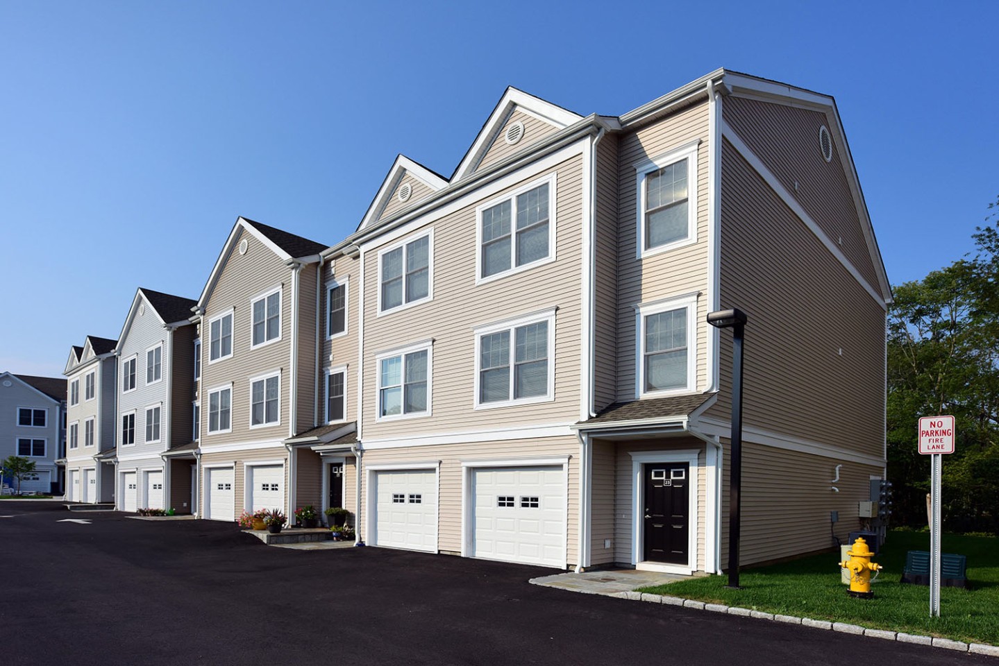 Mayfair Square Image 16