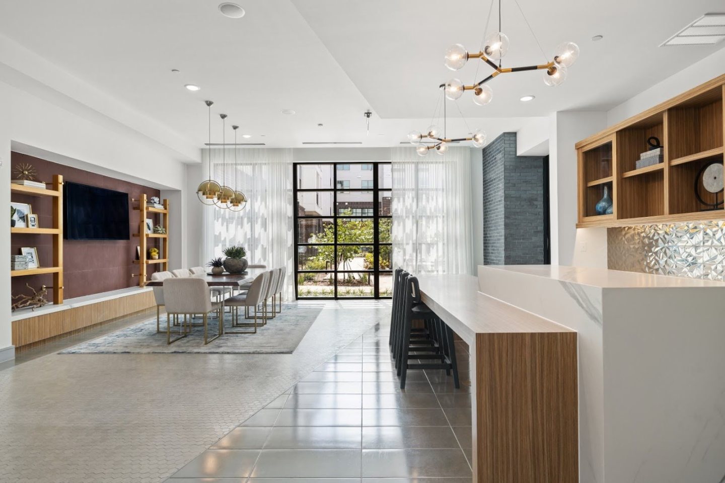 Standard in the Heights Image 27