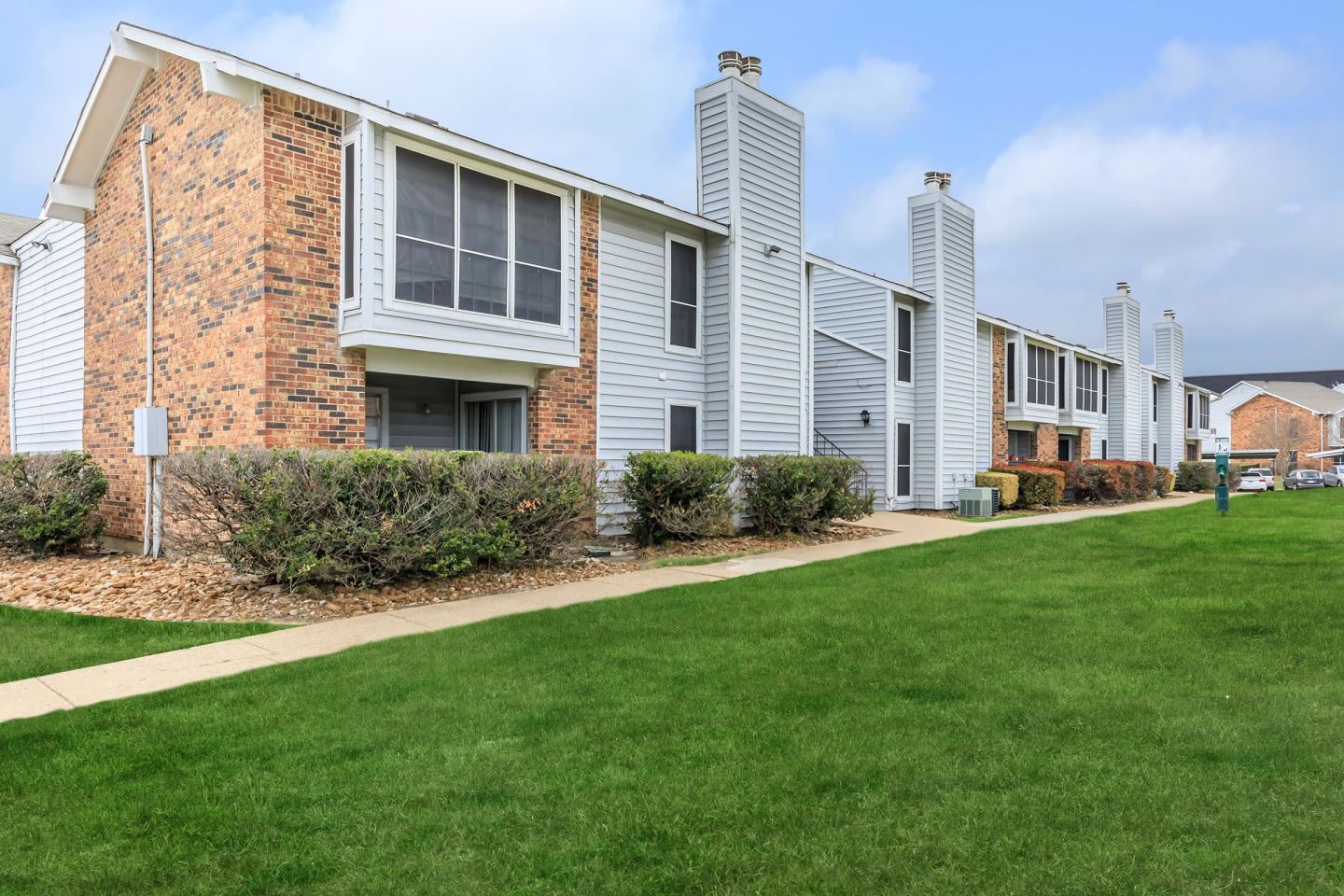 Nova Park Apartment Homes Image 1