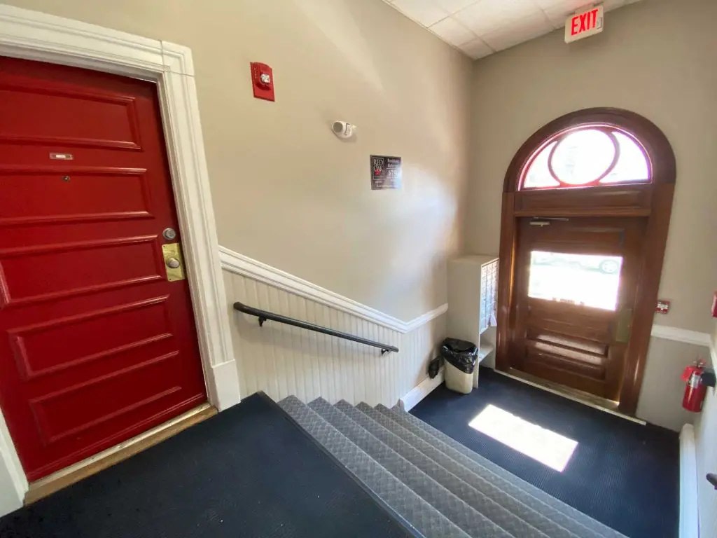 St. George Apartments Image 10
