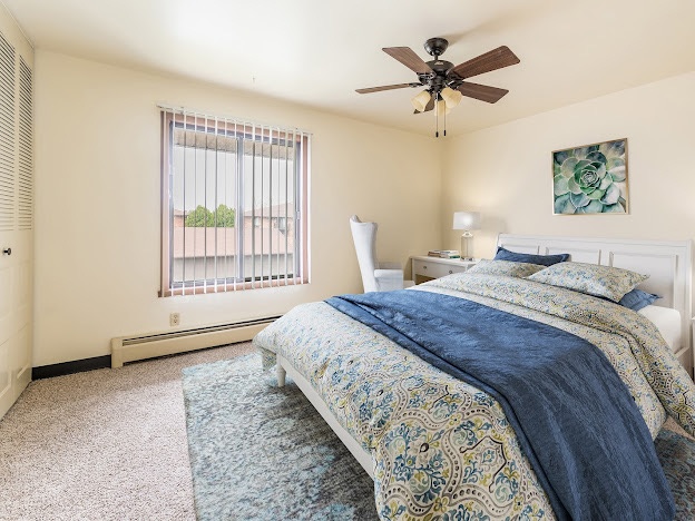 Fox River Bluff Apartments Image 1