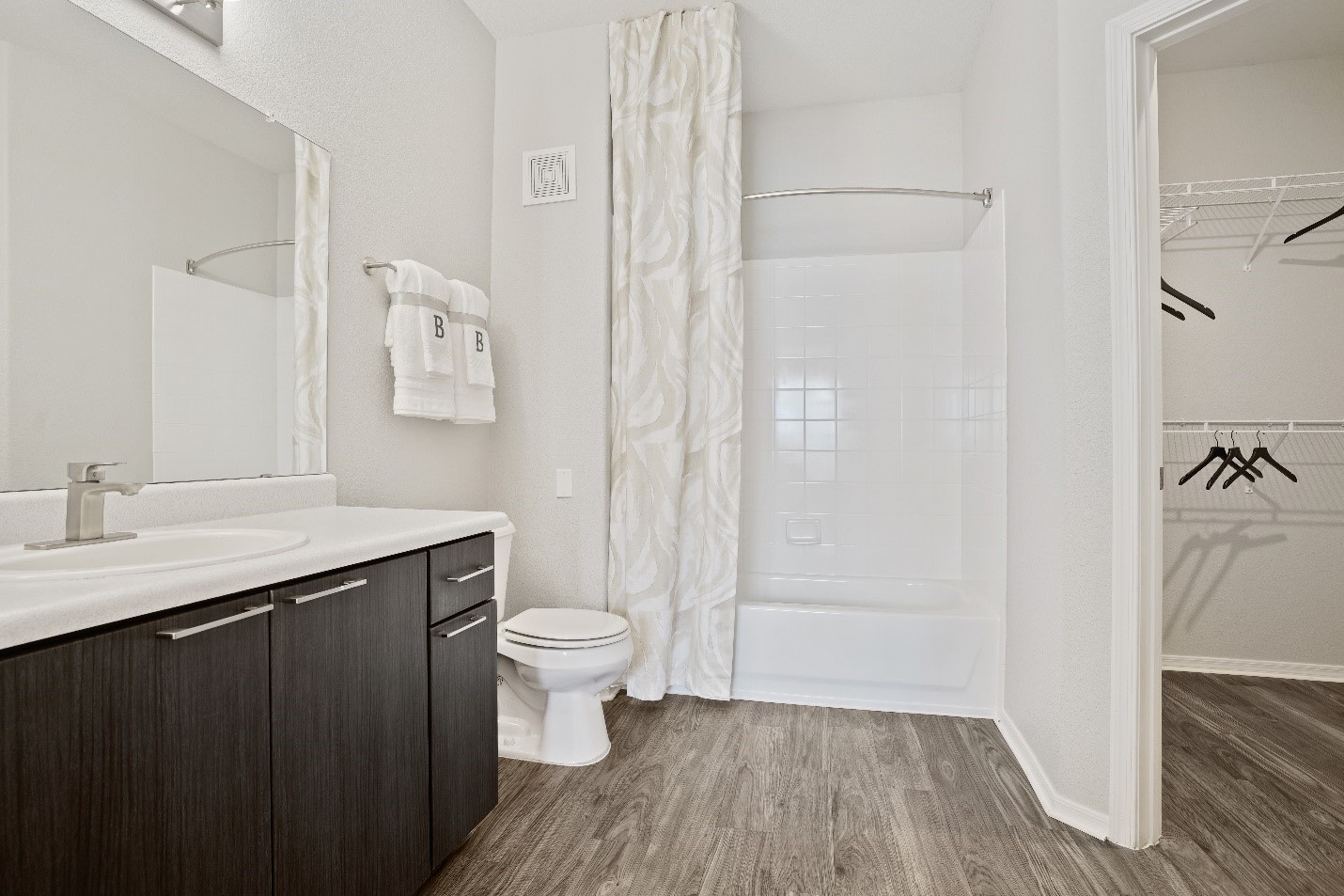 Broadstone Heights Image 11