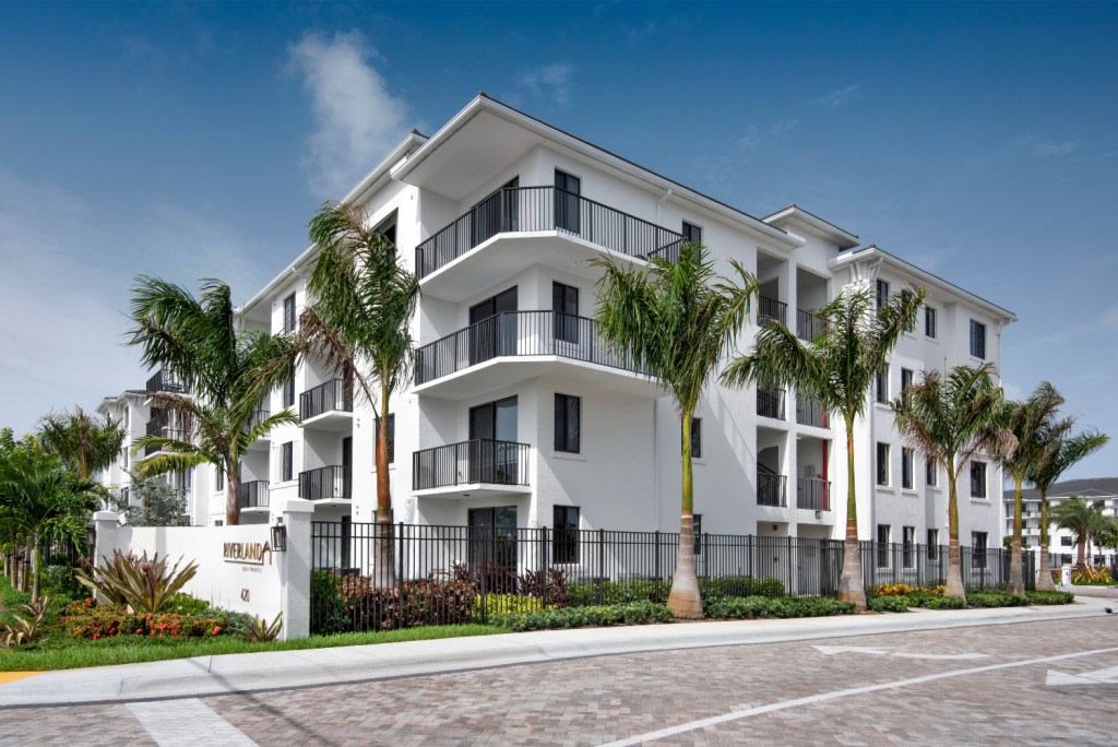 Riverland Apartments Image 43