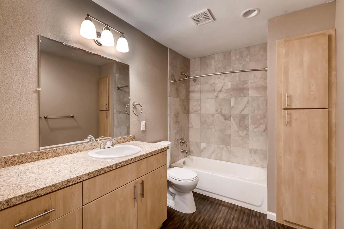 The Girard at Cherry Hills Image 19