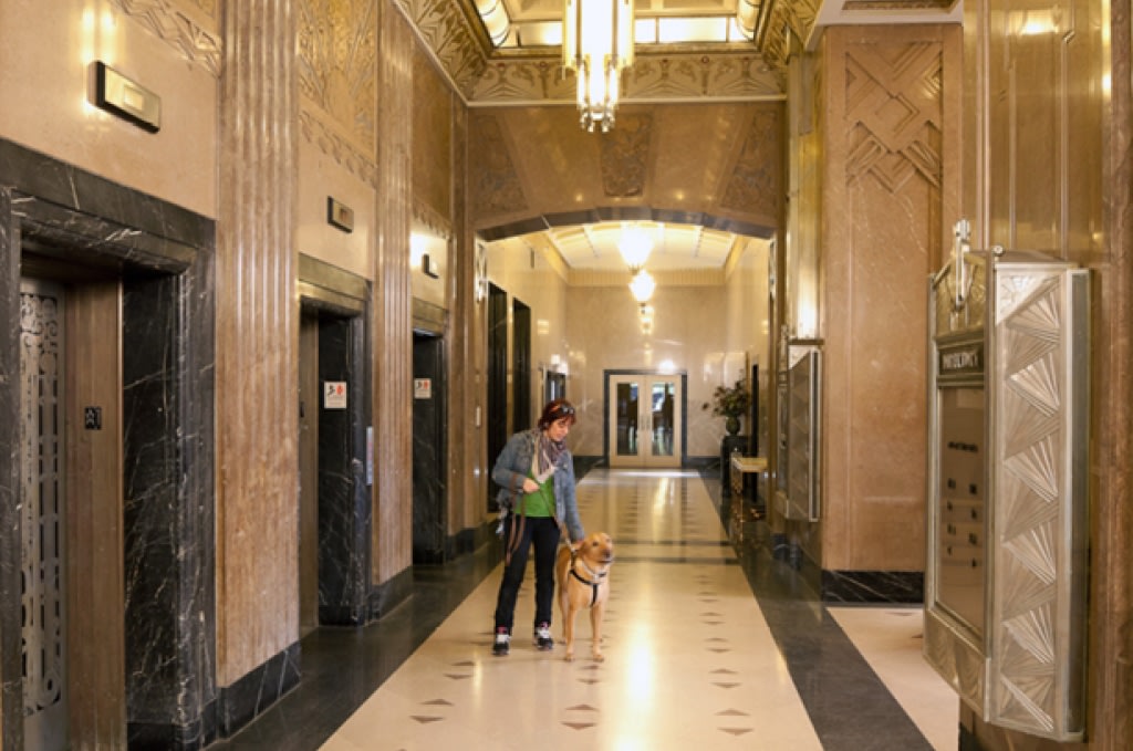2100 Parkway Image 13