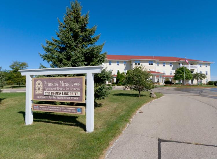 Francis Meadows - Senior Housing Image 13
