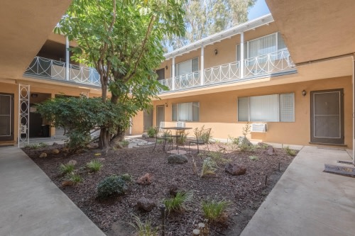 6326 Coldwater Canyon Image 6