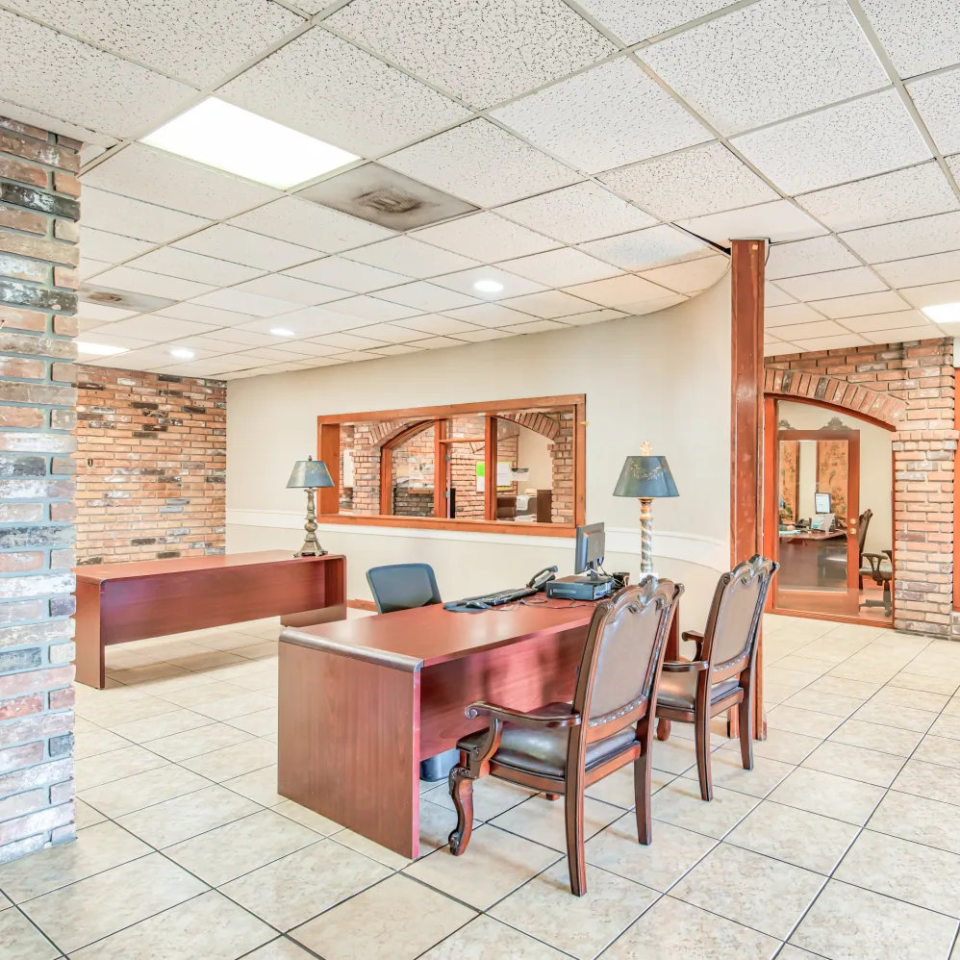 Napoleon Square Phase 4 Image 10