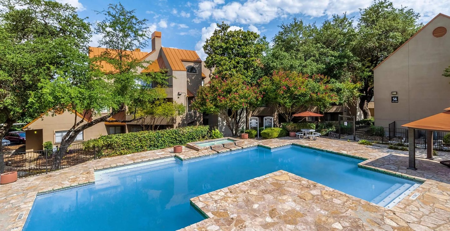 4000 Horizon Hill Image 37