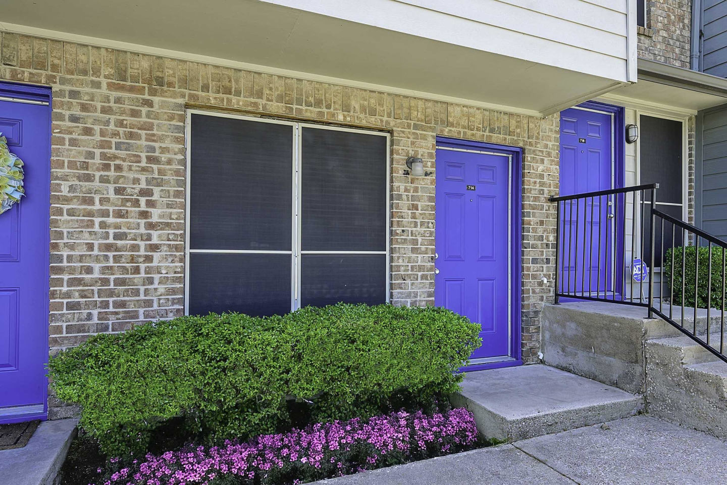 Parkwood Plaza Townhomes Image 14