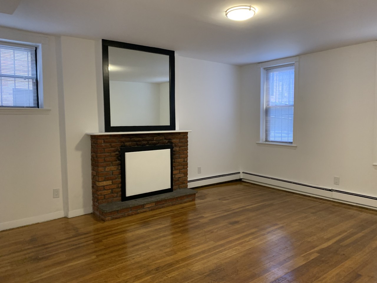 49 Gloucester Image 1