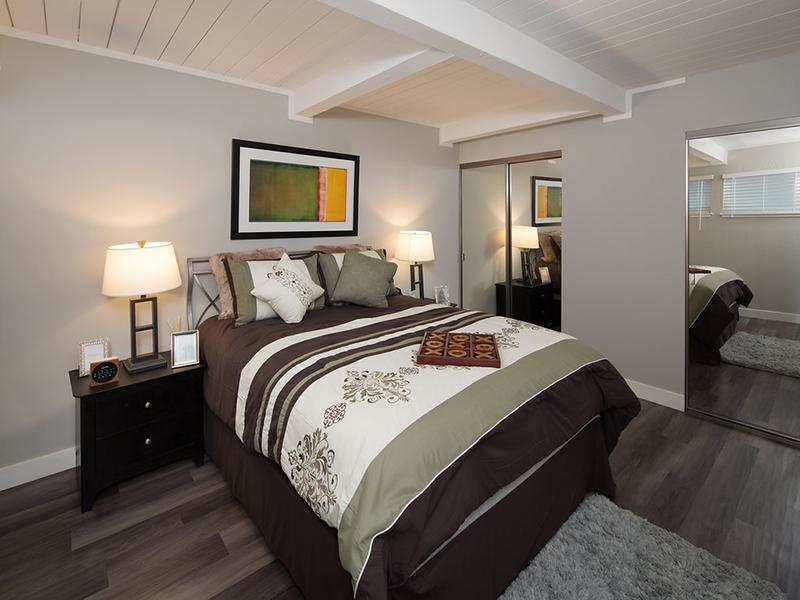 Aloha Apartments Image 9