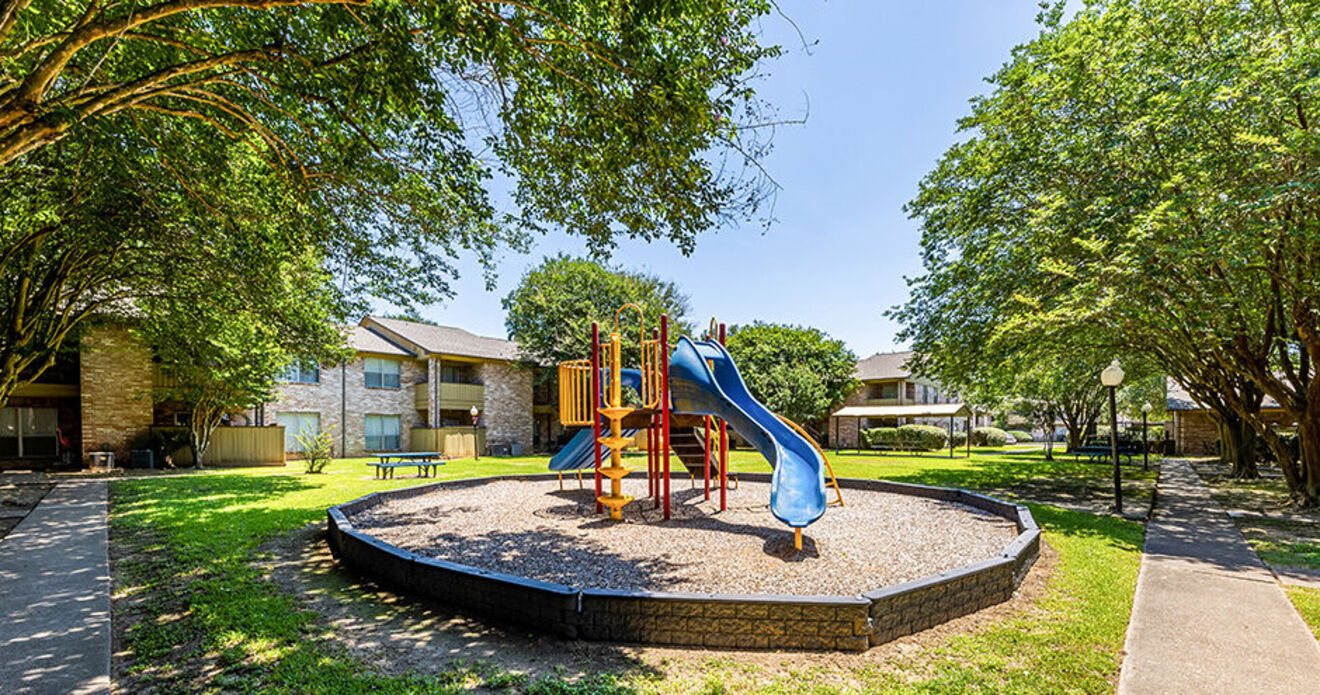 Brookhollow Apartments Image 9