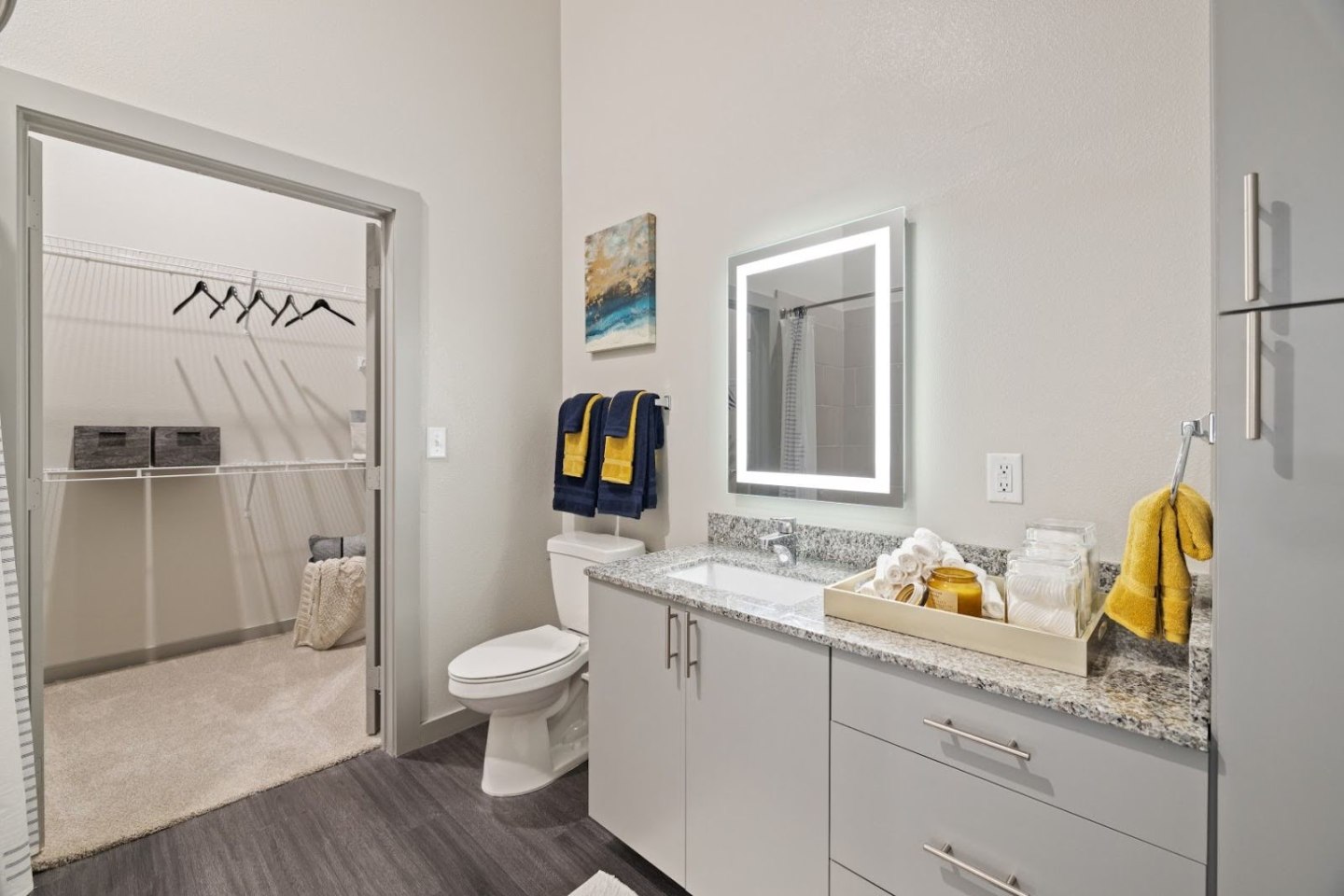 Standard in the Heights Image 12
