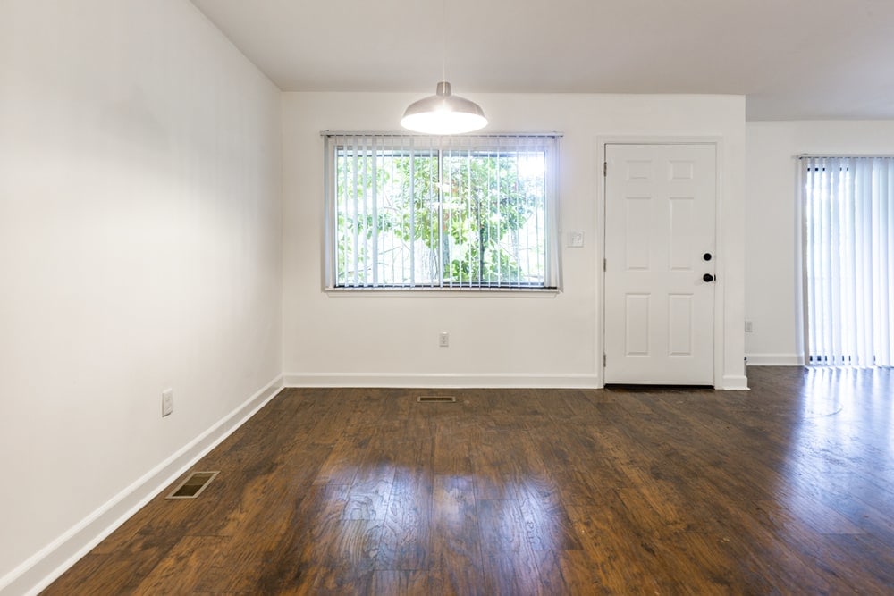 101 West Park Image 9