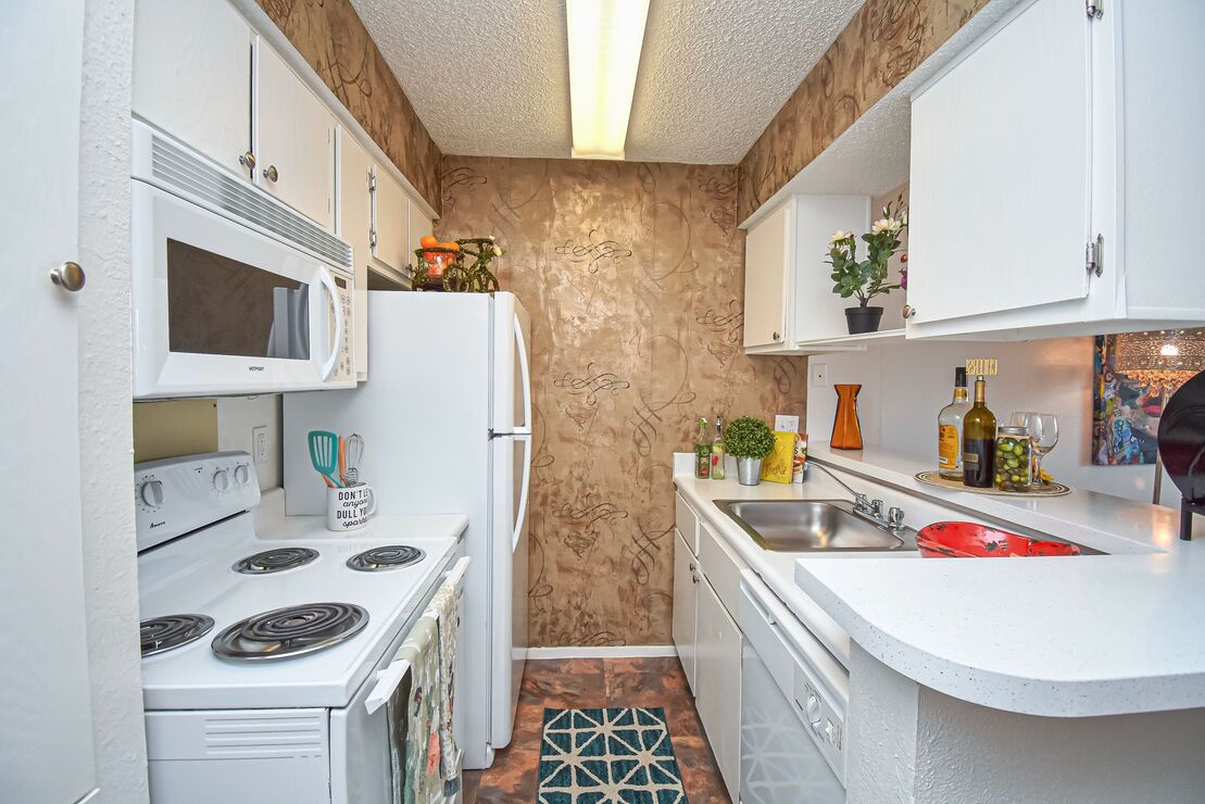 Centerpoint Apartments Image 6