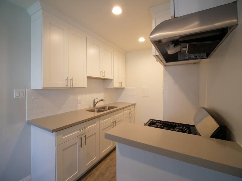 11424-11428 Killion St Image 4
