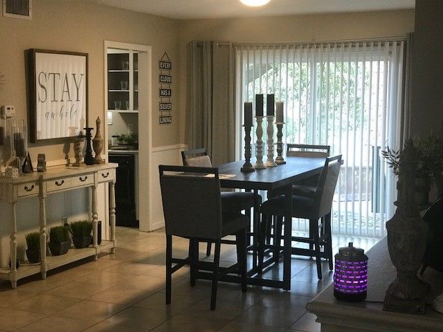 Live Oaks at 275 Image 7
