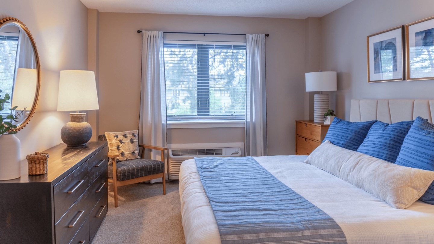 The Iroquois Club Apartments Image 8