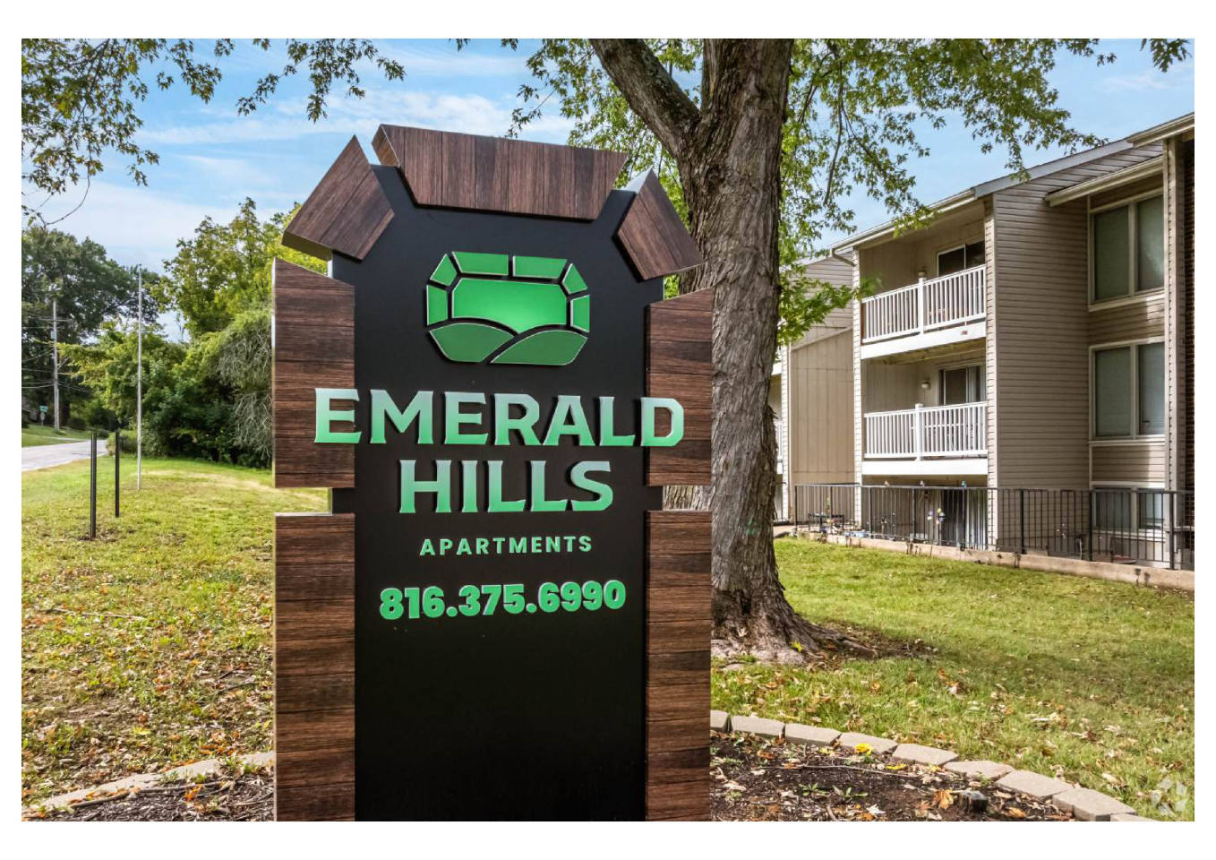 Emerald Hills Apartments Image 4