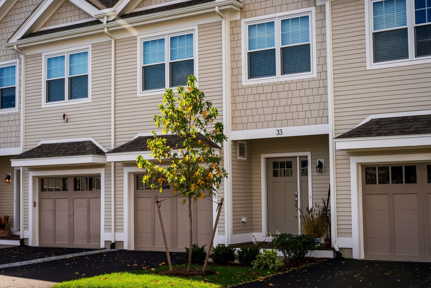 Townhomes at 285 Image 13