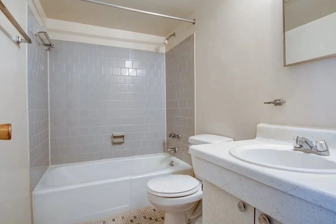 Whetstone Apartments Image 21