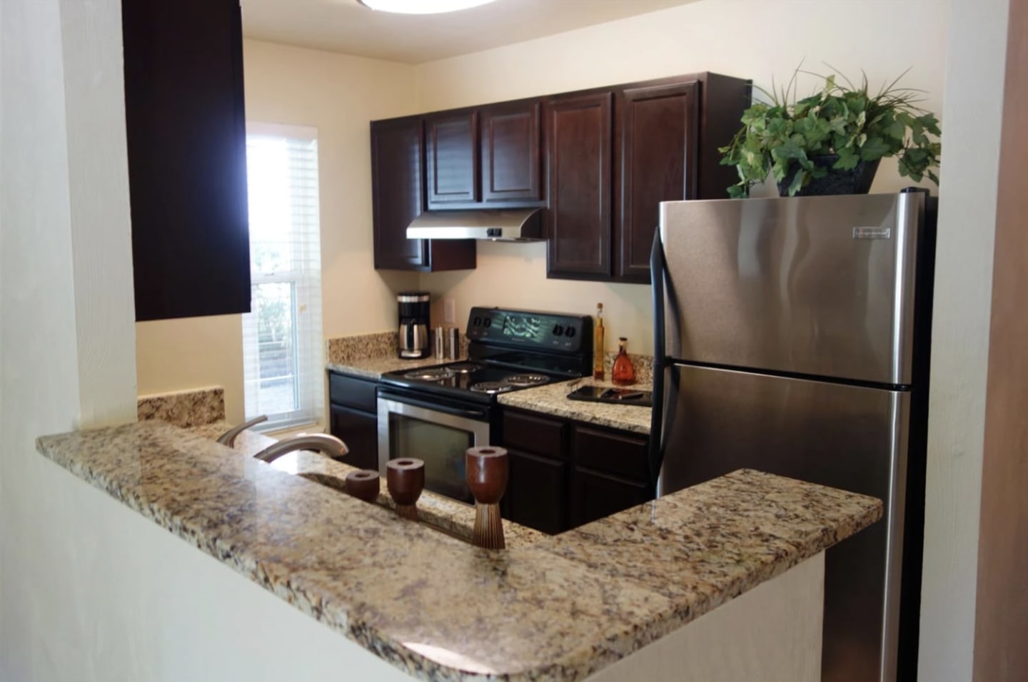 One Central Apartment Homes Image 1