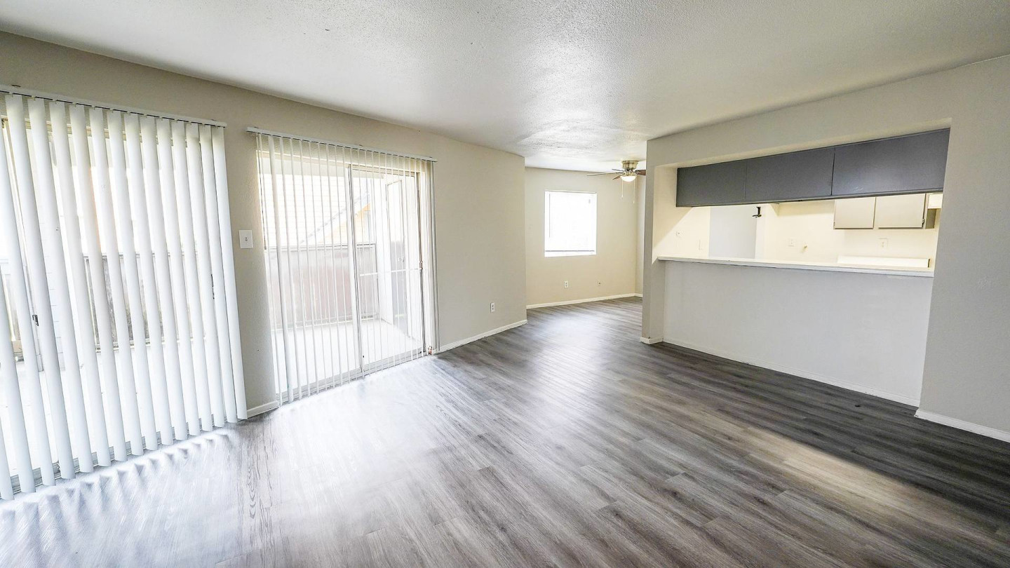 Trenton Place Image 19