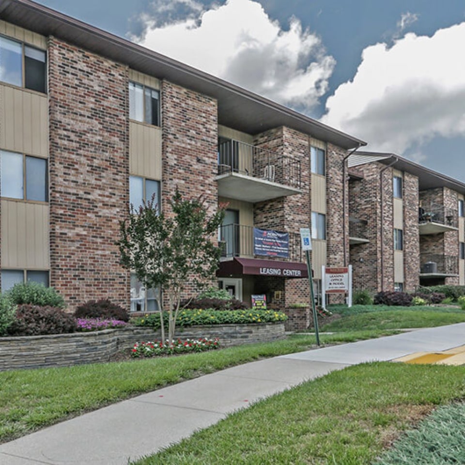 Burnam Woods Apartments Image 39