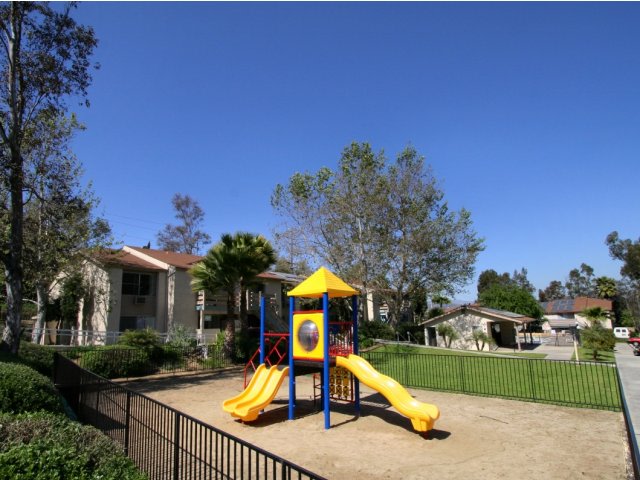 Lincoln Heights Image 13