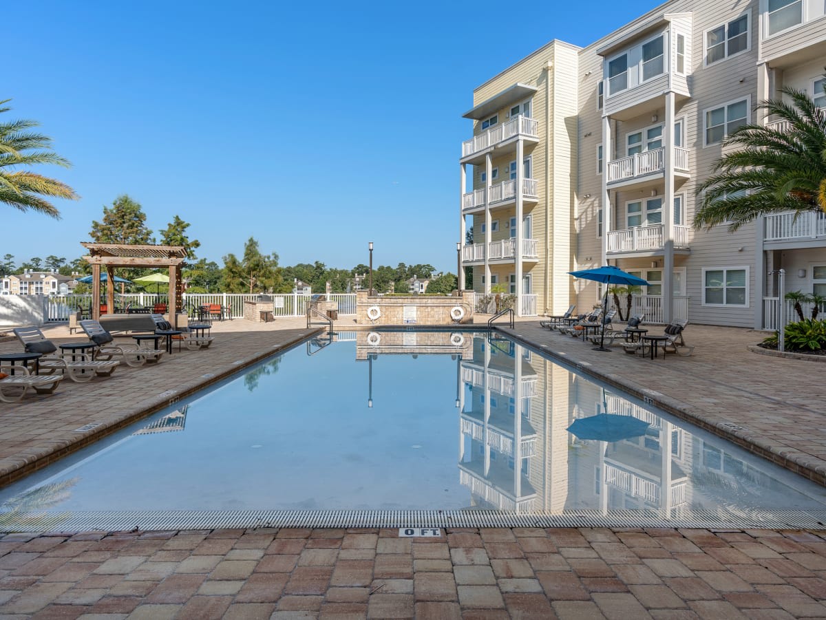 Lake Lofts at Deerwood Image 40