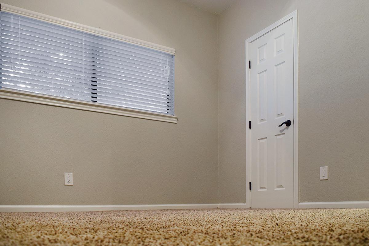 Bluff Springs Townhomes Image 81