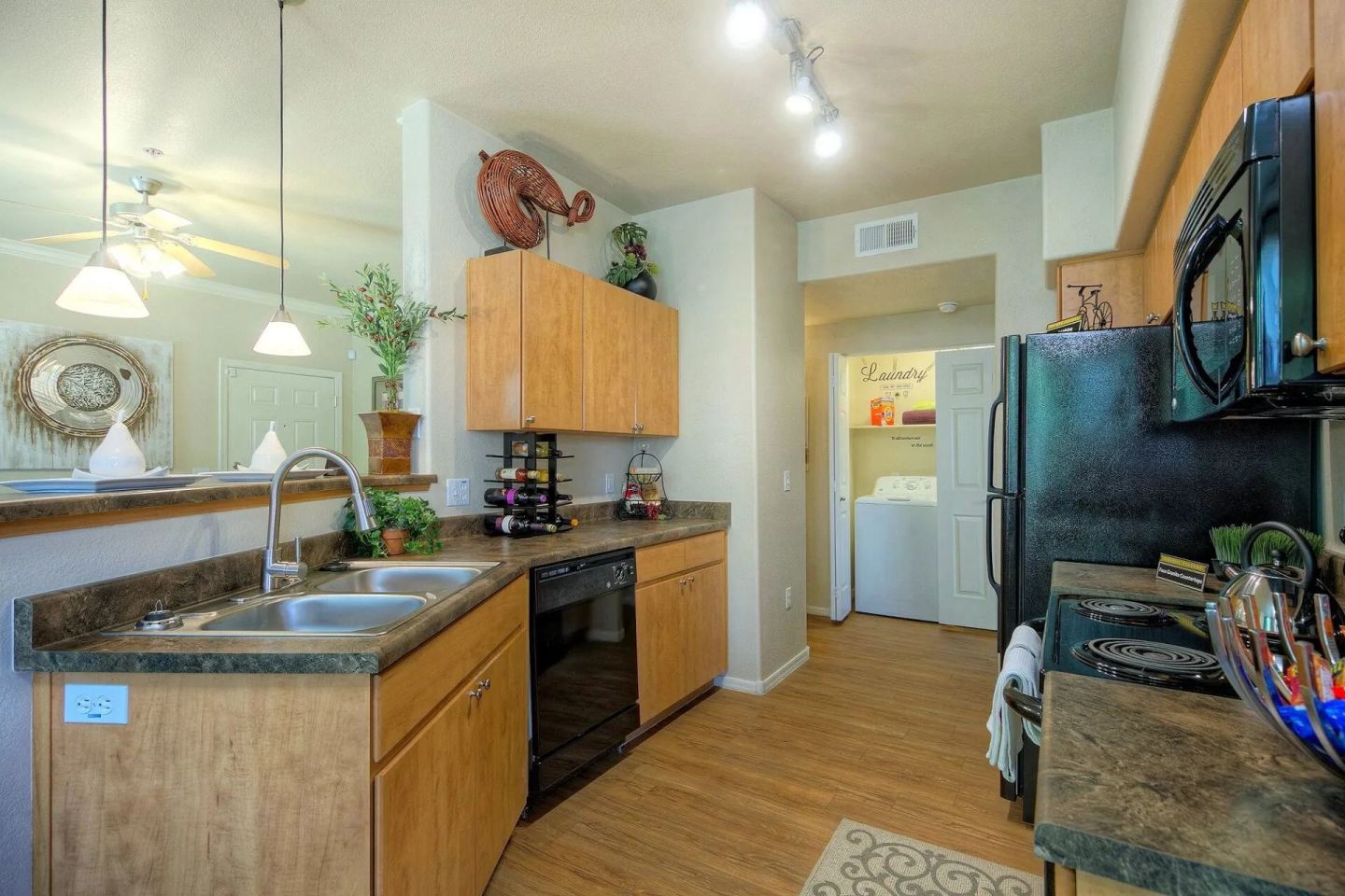 Enclave at Arrowhead Image 12
