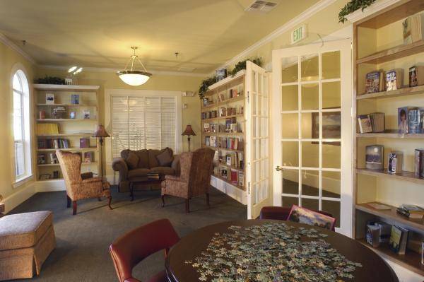 Country Lane Seniors McKinney - Senior Housing Image 5