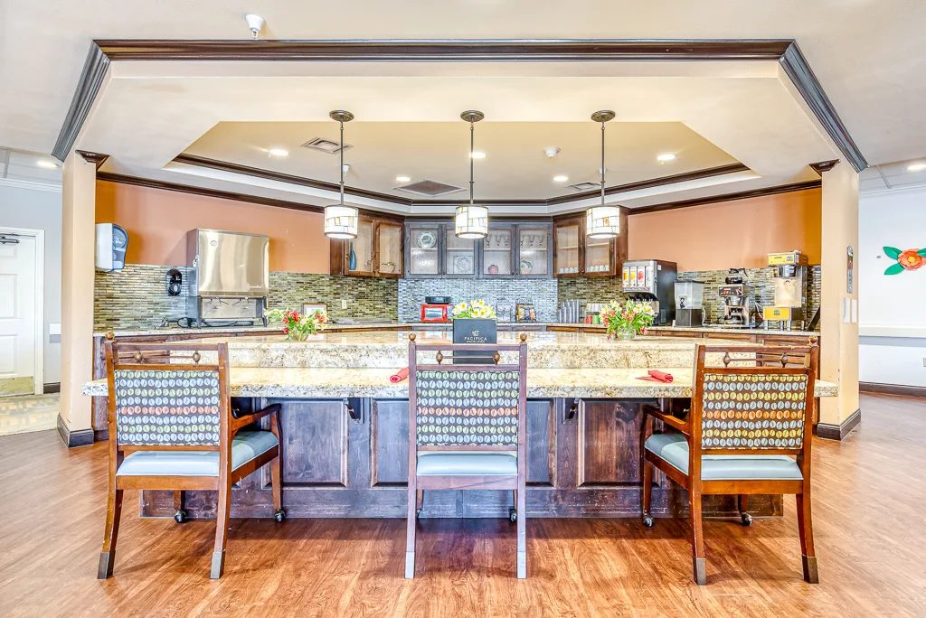Sierra Blanca - Senior Housing Image 12